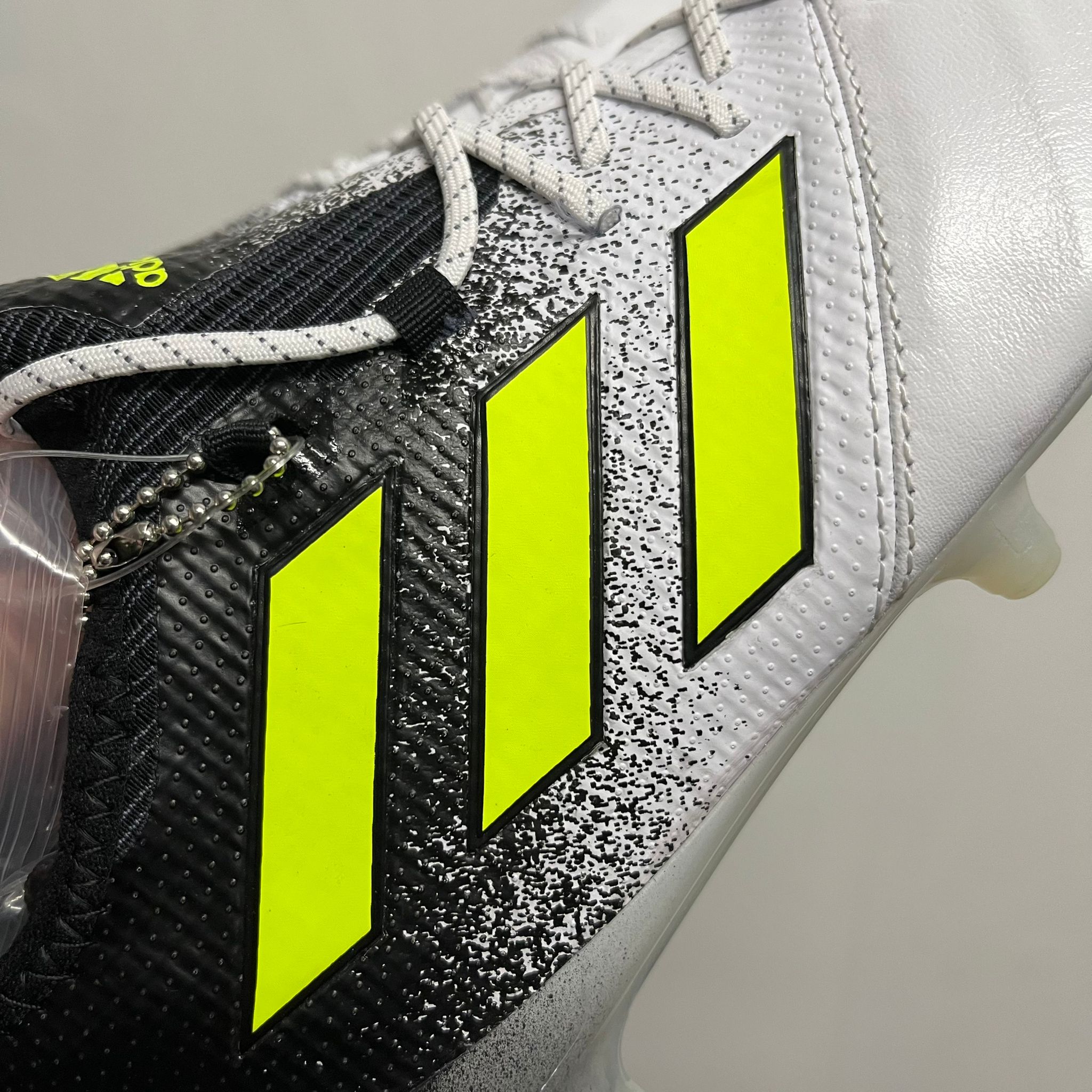 adidas Ace 17.1 SG Leather Mens - White* – SWB Boots