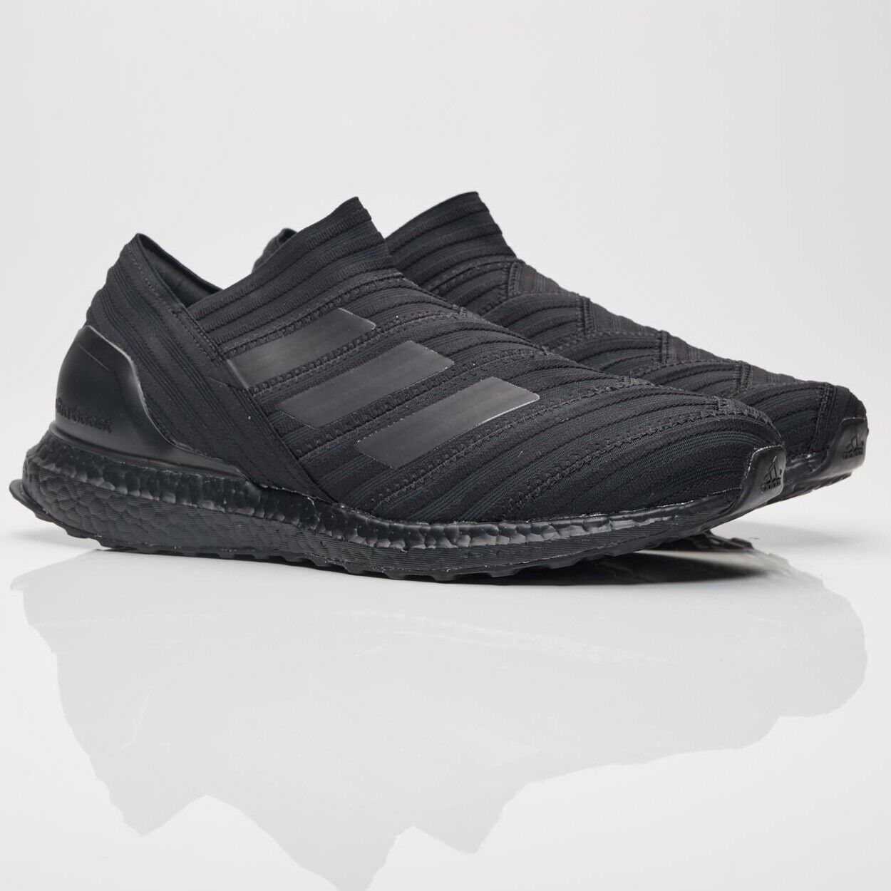 Ultra boost shop nemeziz black