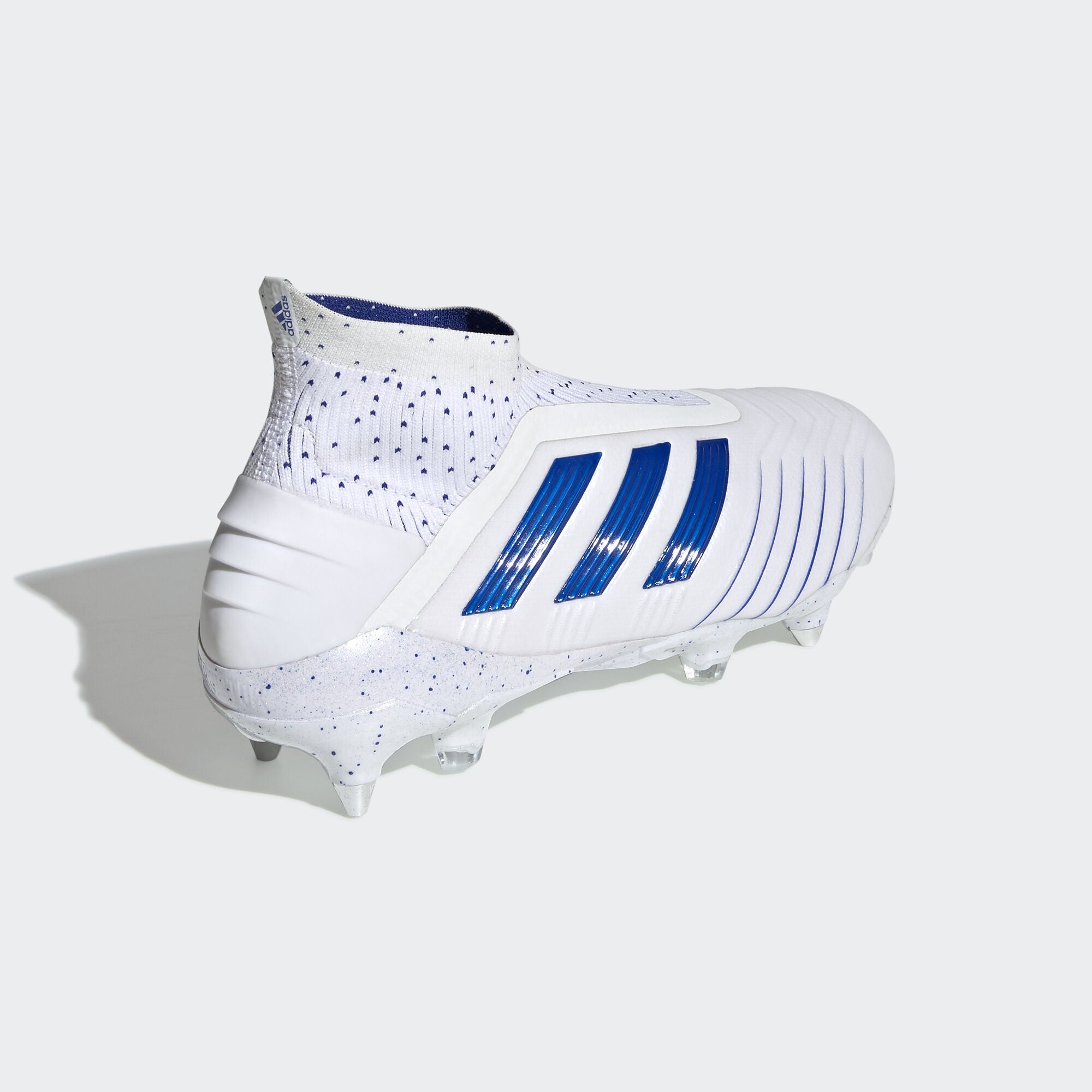 Adidas predator 19 shop white and blue